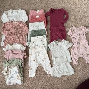 Carter’s Baby Girl Premie Baby Clothing Bundle - 18 piece